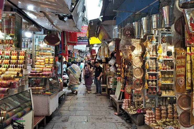 Vishwanath Gali, Varanasi, Uttar Pradesh - Vushii.com Vishwanath Gali, Varanasi, Uttar Pradesh - Vushii.com